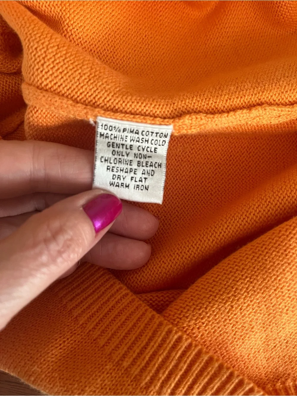 Talbots Wonens Petite Cantaloupe Orange Cable-Front V-Neck Sweater